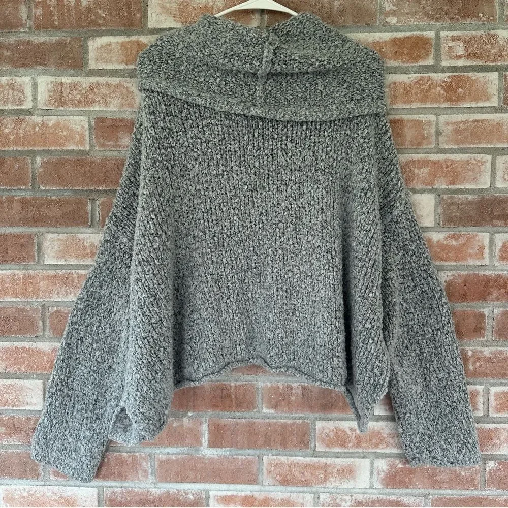 Free People BFF Cowl Neck Sweater Women’s Small Gray Oversized